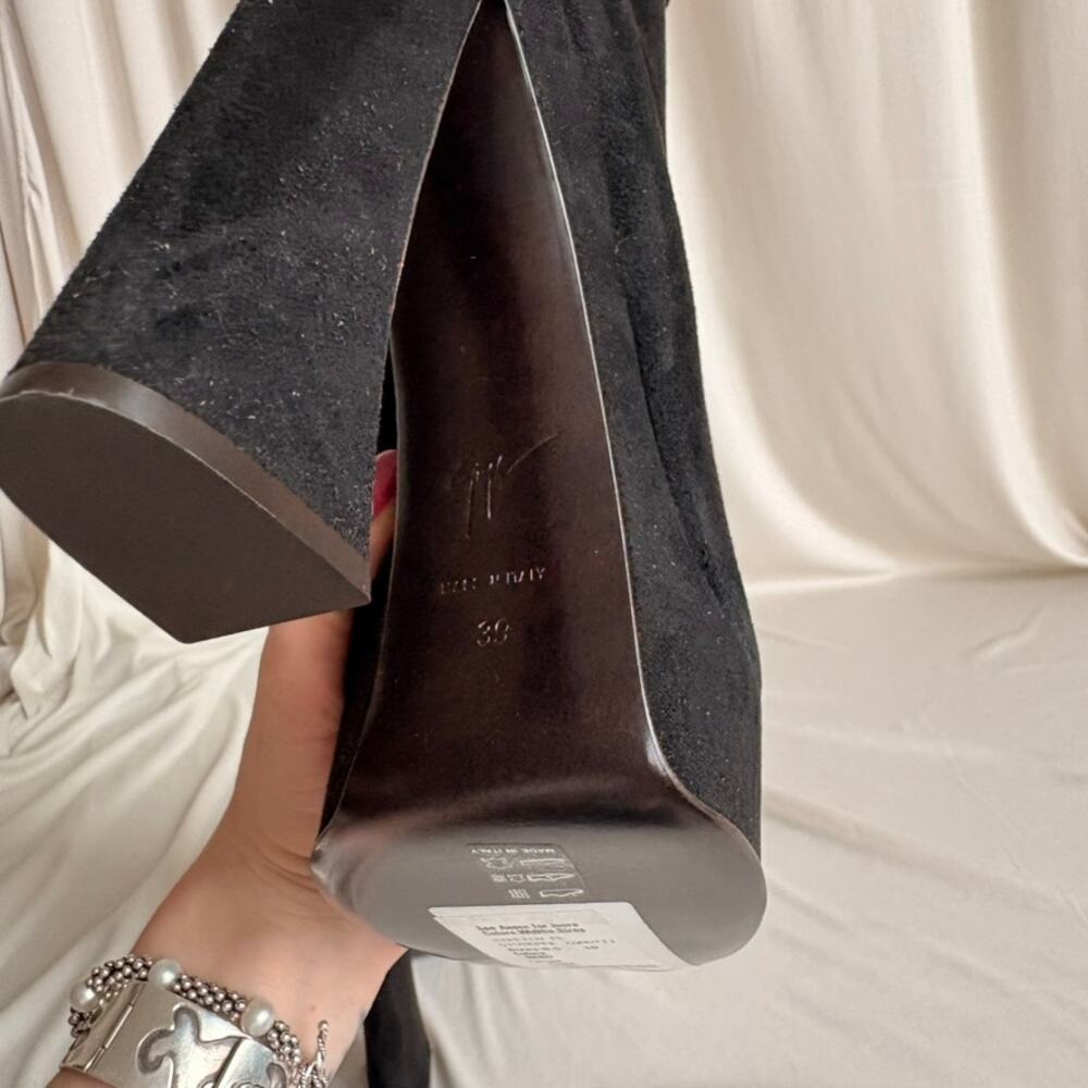 Giuseppe Zanotti Bonny Stretch Boot in Nero - Store Floor Model, Size 39 - Picture 9 of 16